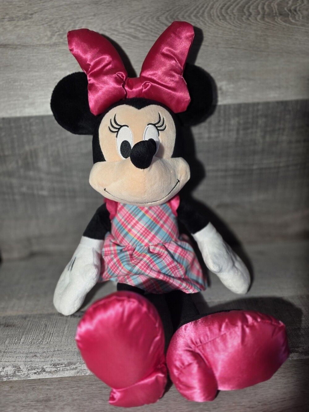 DISNEY Minnie Mouse Plaid Dress Satin Shoes LARGE 24” Plush Doll b133